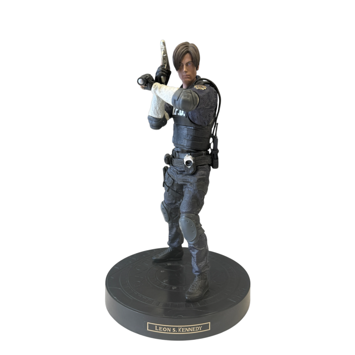 leon kennedy resident evil 2