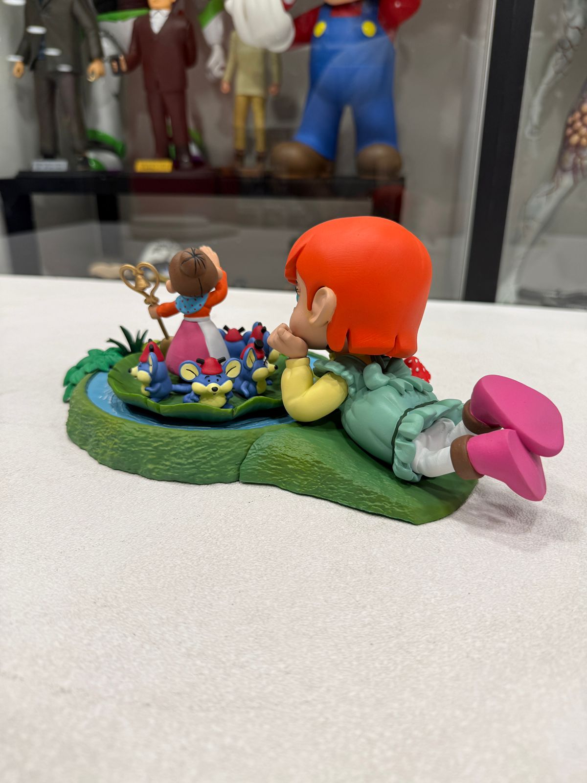 mr.s spoon (السيدة ملعقة) mr.s spoon (السيدة ملعقة)