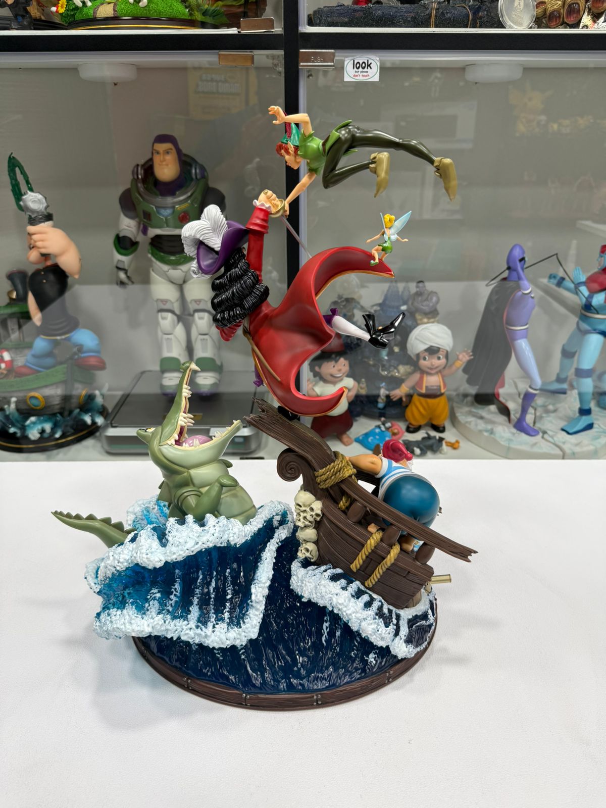 peter pan vs hook deluxe disney 100th peter pan art scale 1/10 iron studios peter pan vs hook deluxe disney 100th peter pan art scale 1/10 iron studios