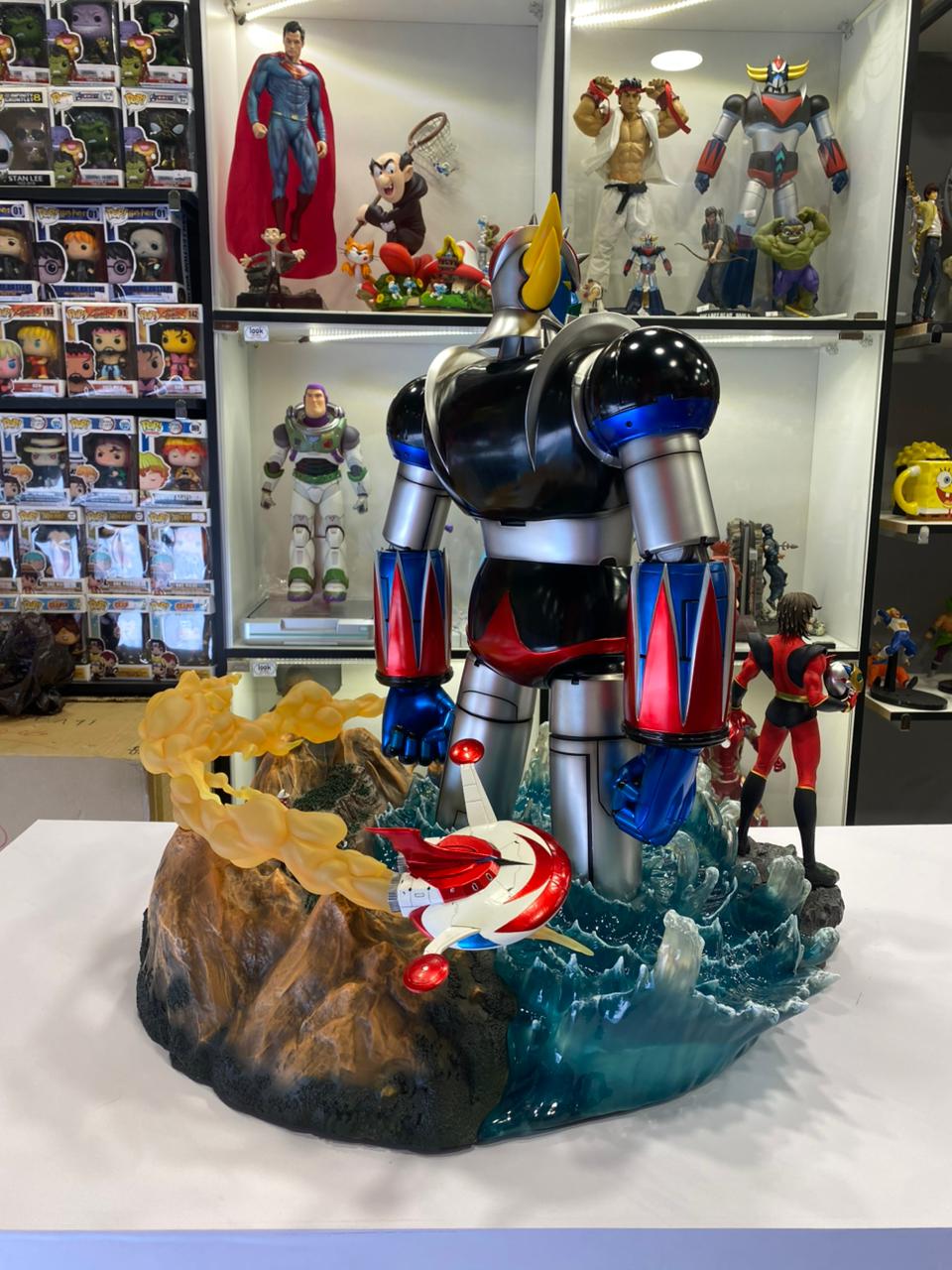 grendizer diorama statue by cartoon kingdom grendizer diorama statue by cartoon kingdom